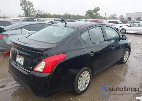 2015 Nissan Versa 1.6 S+ из США, поврежденный, VIN 3N1CN7AP6FL859384